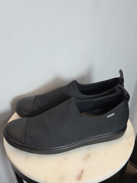 Ecco Shoes - Ecco Womens Black Slip-On Loafers Size 9